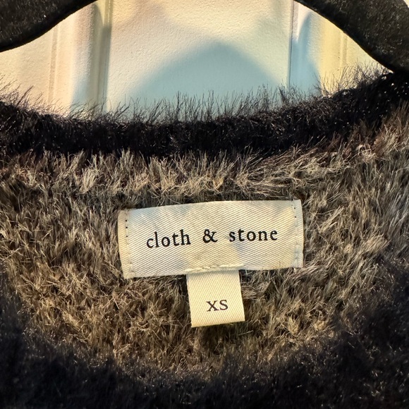 Cloth & Stone For Anthropologie Camo Fuzzy Sweater XS - Picture 3 of 4